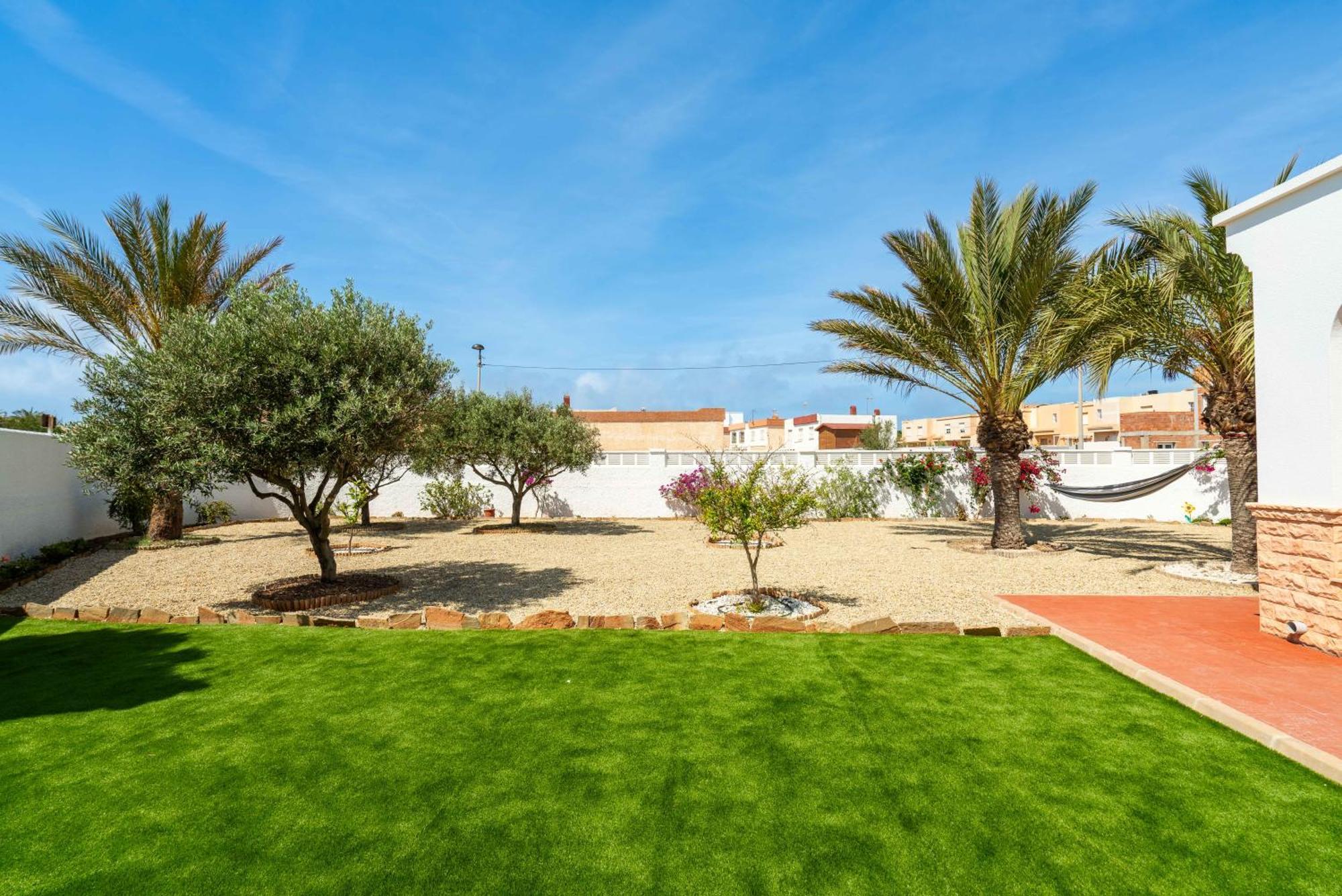 Casa En Con Barbacoa Y Jardin, Cerca De La Playa * Cabo De Gata