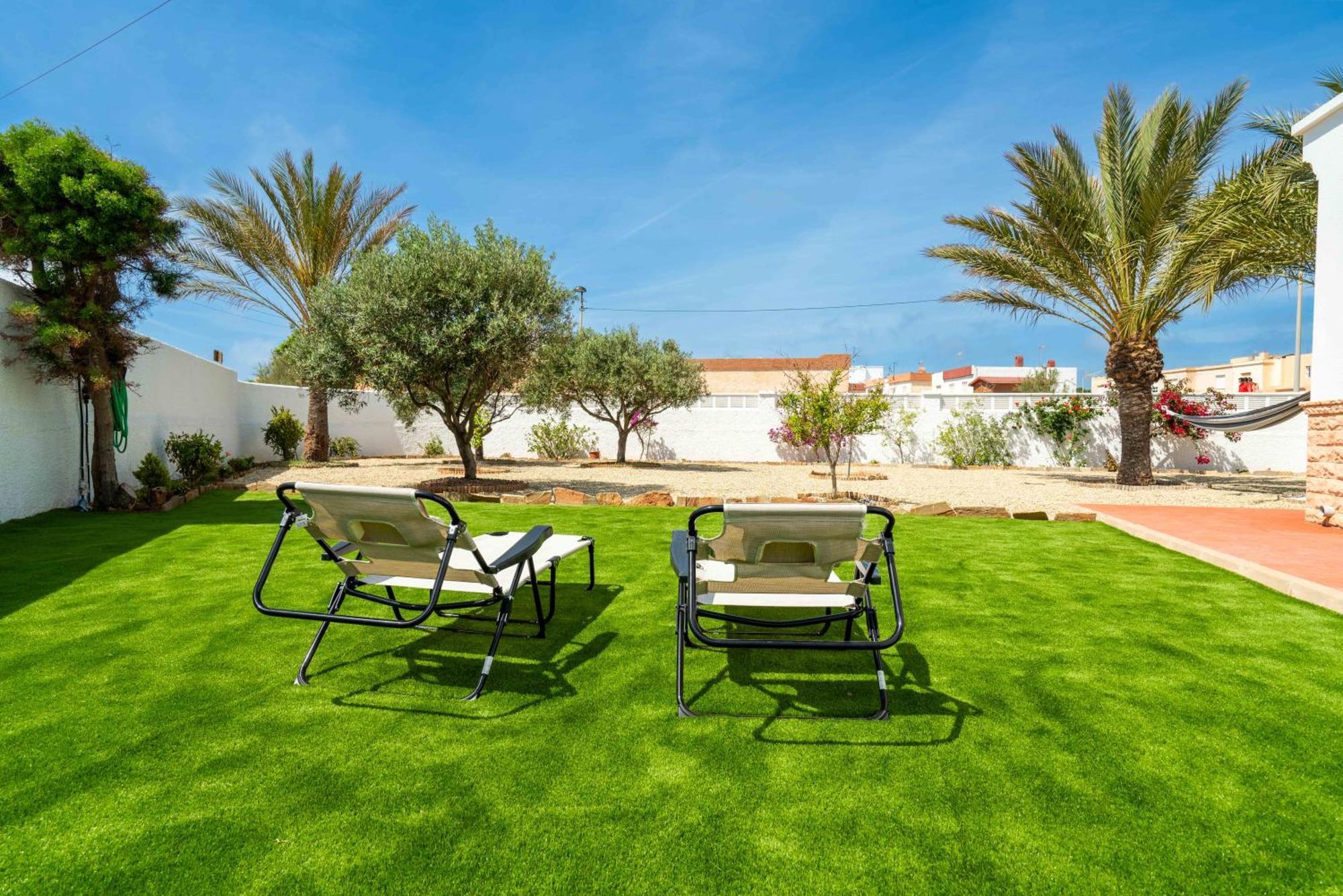 Casa En Con Barbacoa Y Jardin, Cerca De La Playa